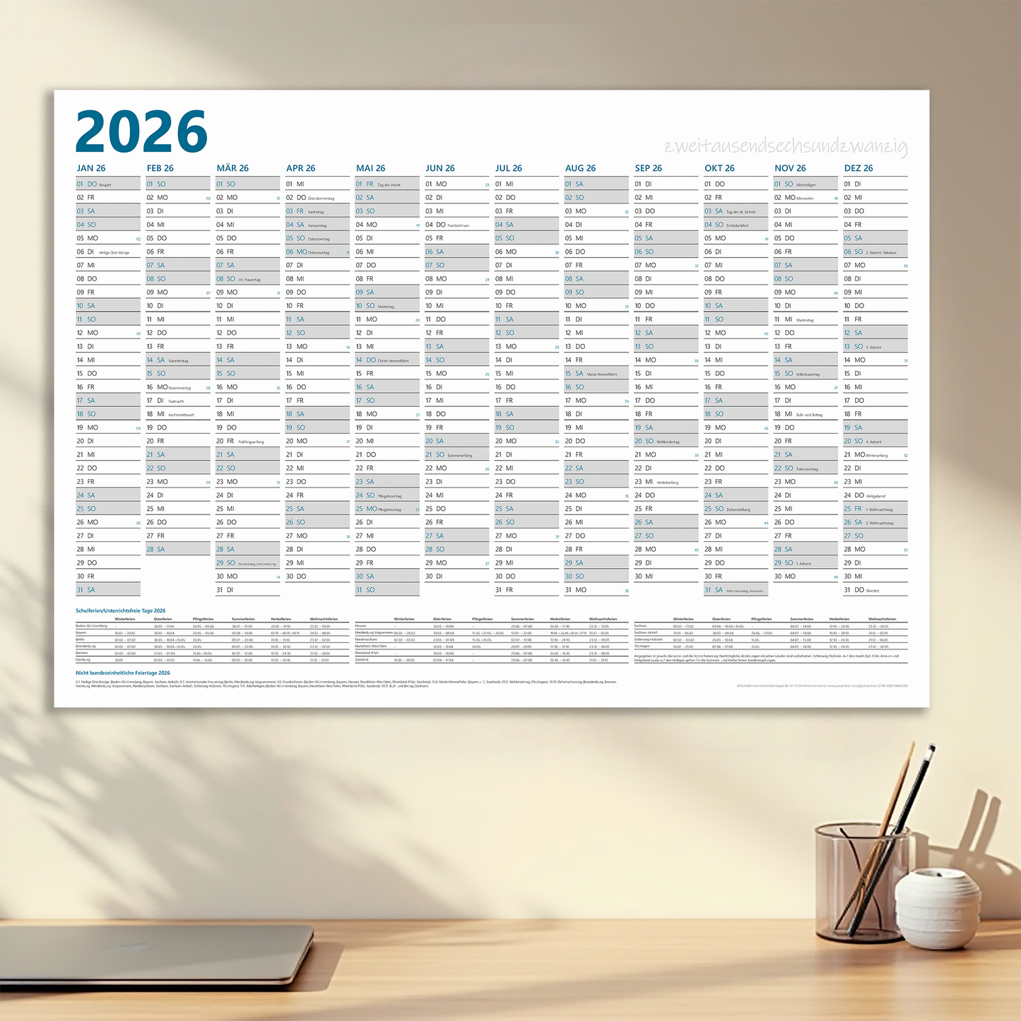 XL Wandkalender 2026 DIN A1 - 12 Monate gerollt
