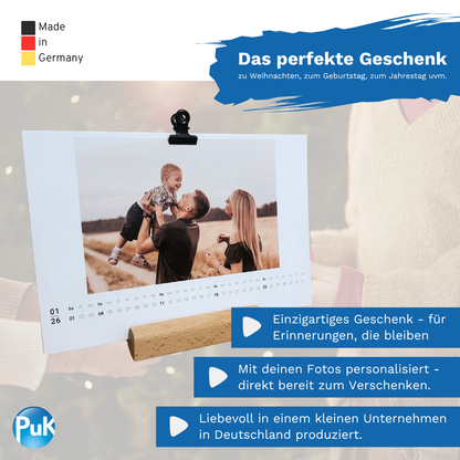 Personalisierter Fotokalender 2026 mit Holzfuß | Design 02